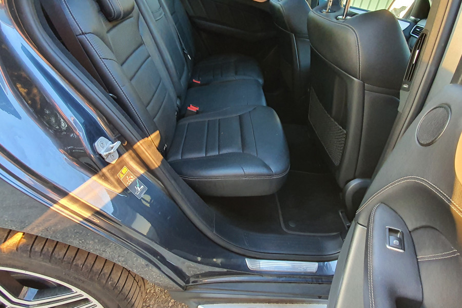 Mercedes-Benz M-Class 